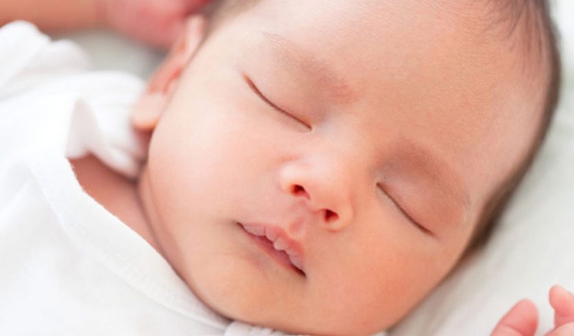 Yeni Doğan Bebeklerde Uyku