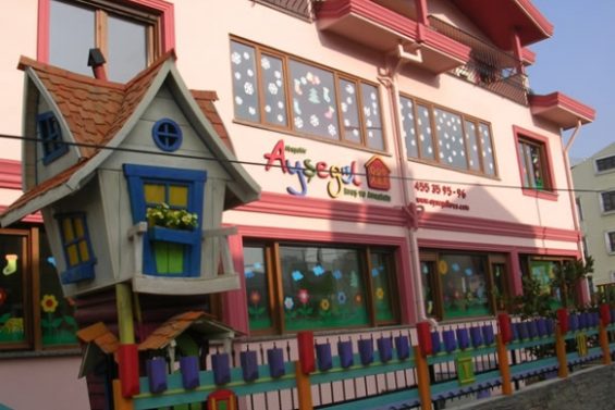 Ataşehir Ayşegül Montessori Anaokulu